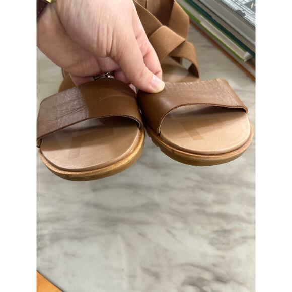 Sorel Brown Leather Cross Strap Flat Slip On Sandal - Picture 2 of 6
